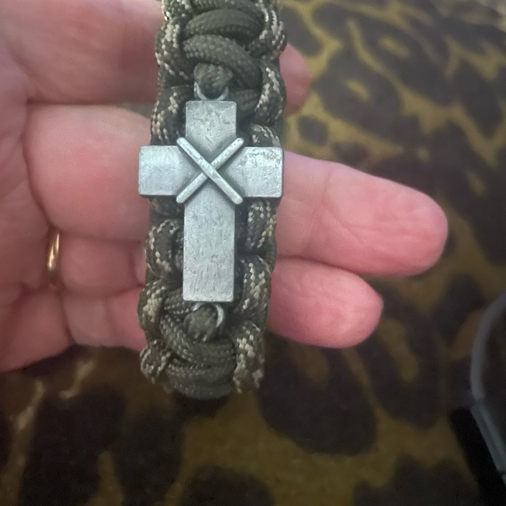 Unique Green paracord Bracelet with Silver Cross